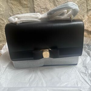 AUTHENTIC Ferragamo Vara Crossbody Bag